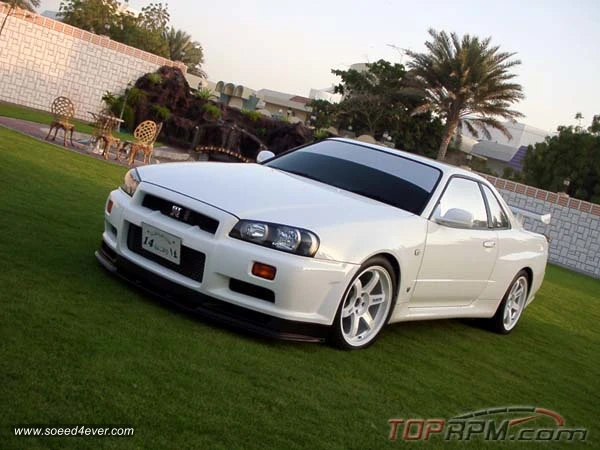 Nissan Skyline R34 GT-R